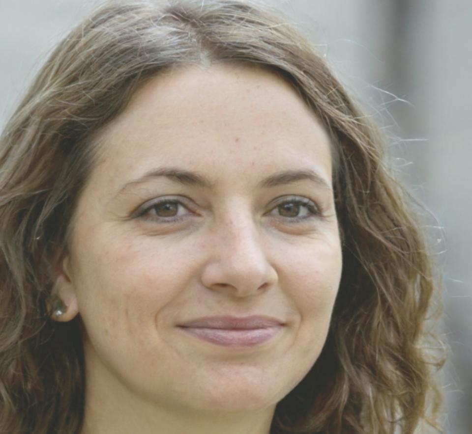 Эвелина Караянни